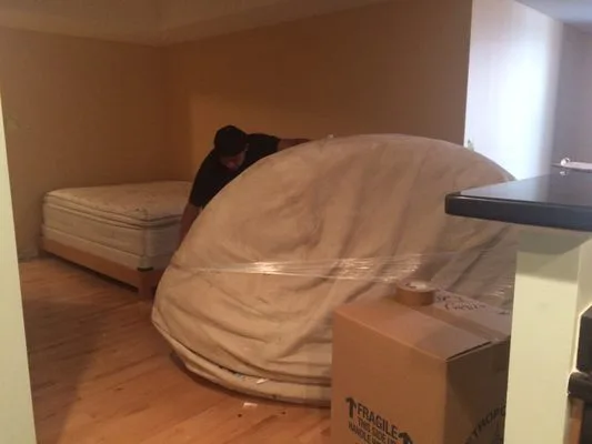Metropolitan Moving & Storage LLC