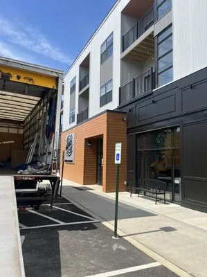 Elite Moving & Storage LLC