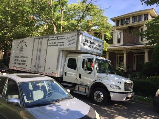 Metropolitan Moving & Storage LLC