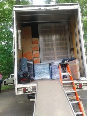 Charming Movers INC photo 1